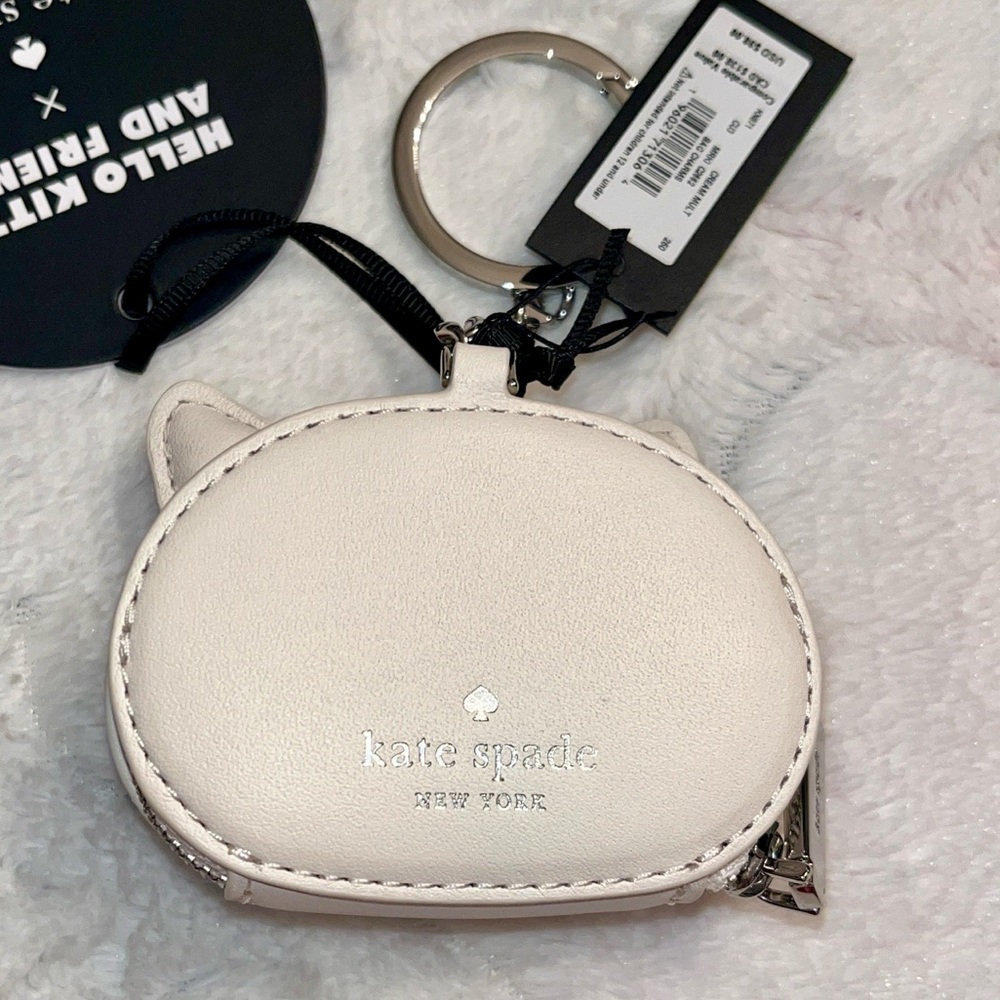 kate spade NWT! 3D Hello Kitty Bag Charm - Hello Kitty & Friends Ltd Release - Picture 5 of 14